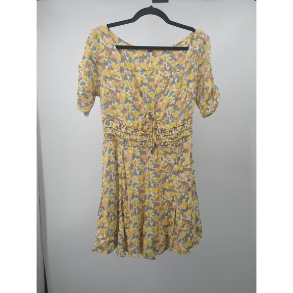 Free People Forget Me Not Mini Dress 8 Floral Ruched Short Sleeve Ivory Combo - Picture 5 of 15
